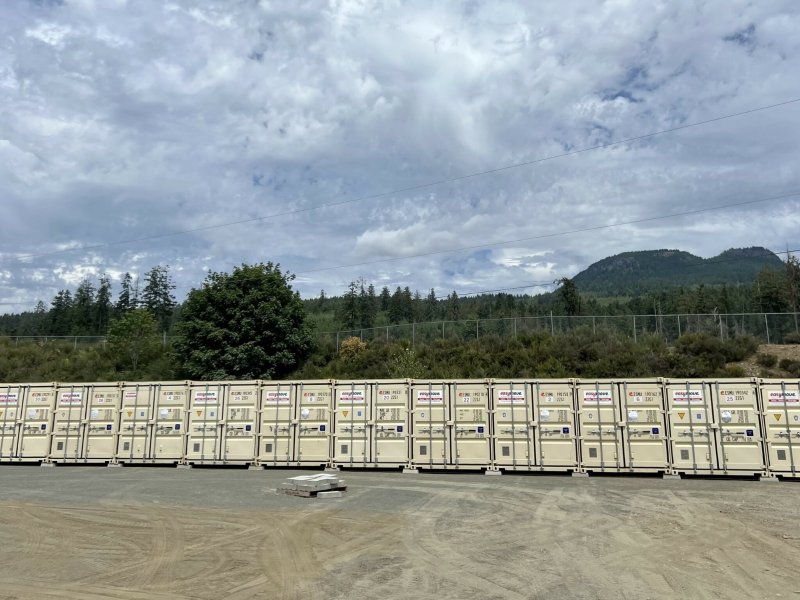 Storage Units at Easymove - Self Storage - Bay 9 - 4000 Landry Ave. Red Deer County, AB